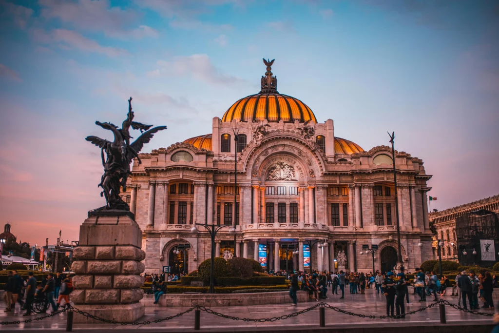 mexico city monuments voyages fiesta travel